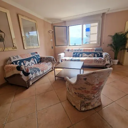 Grand 4-8 Personnes * Montreux