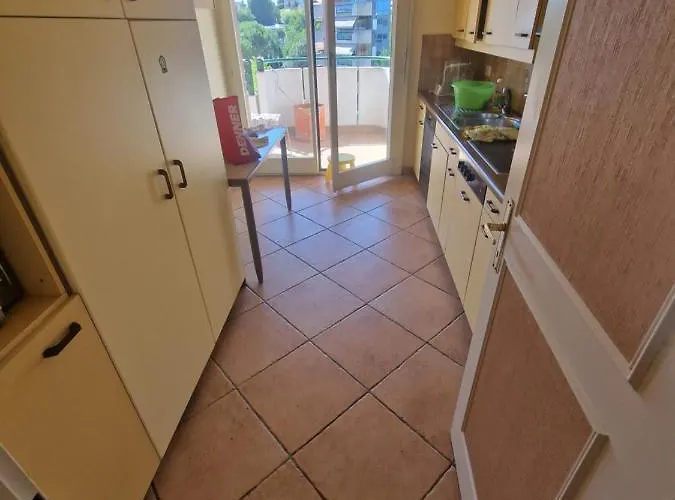 Grand 4-8 Personnes *